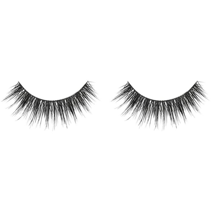 Pair of Ardell Double Up 207 showing its extra-long length, full-volume & staggered length illustrating its features