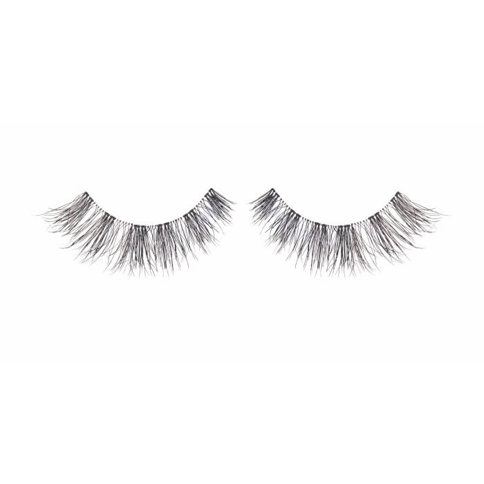 A pair of Ardell Textureyes Lash 578 showing its medium volume & length & slightly flared shape that elongates at the corner