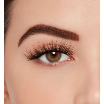 Mega Volume 261 Lashes, Multi-Layered with Tapered Tips