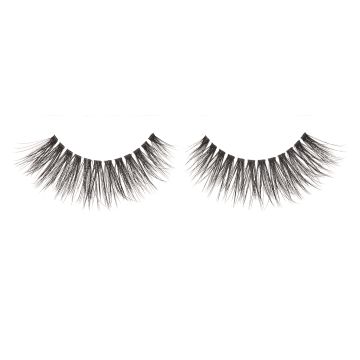 A Russian-inspired pair of Ardell 8D Lash 951 features a maximum volume, extended length, & a coquettish flared silhouette.